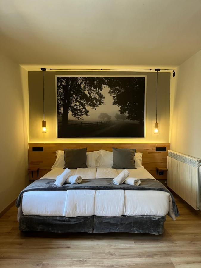 Hotel Els Encantats Espot Exterior photo